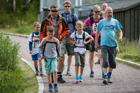 Både store og små deltok i løpet. Foto: Sylvain Cavatz