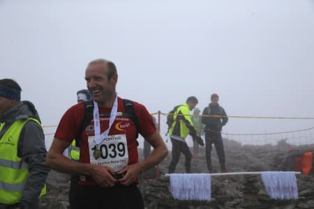 KONG GLAD: Odd-Bjørn Hjelmeset har alltid eit smil på lur. Foto: Jørn-Arne Tomasgard