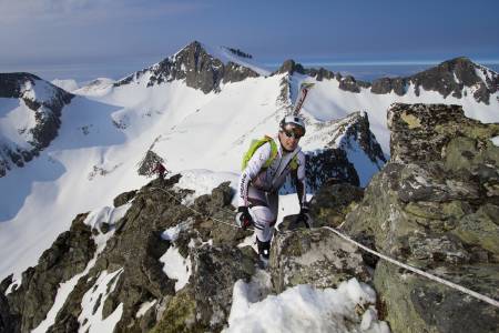 INNE BLANT DE TI: Knut Inge Orset fra Romsdal Randoneklubb kom inn på tiden 3:03 og det gav han en 10.plass.
