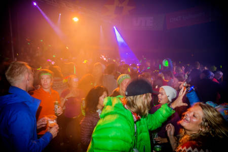 God kok på dunjakkediscoen lørdag kveld. Foto: Øyvind Nordahl Næss