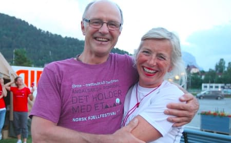 Stein Aasheim og Randi Skaug etter foredrag på Standplass på Åndalsnes. Foto: Dag Hagen