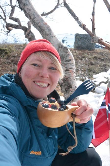 Vårskitur og hjemmelaget fløteis laget ute på tur. Slik var min 17. mai! Hipp hipp hurra! Foto: Norunn Garvik