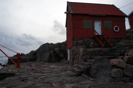 Byggene ved fyret har en egen sjarm