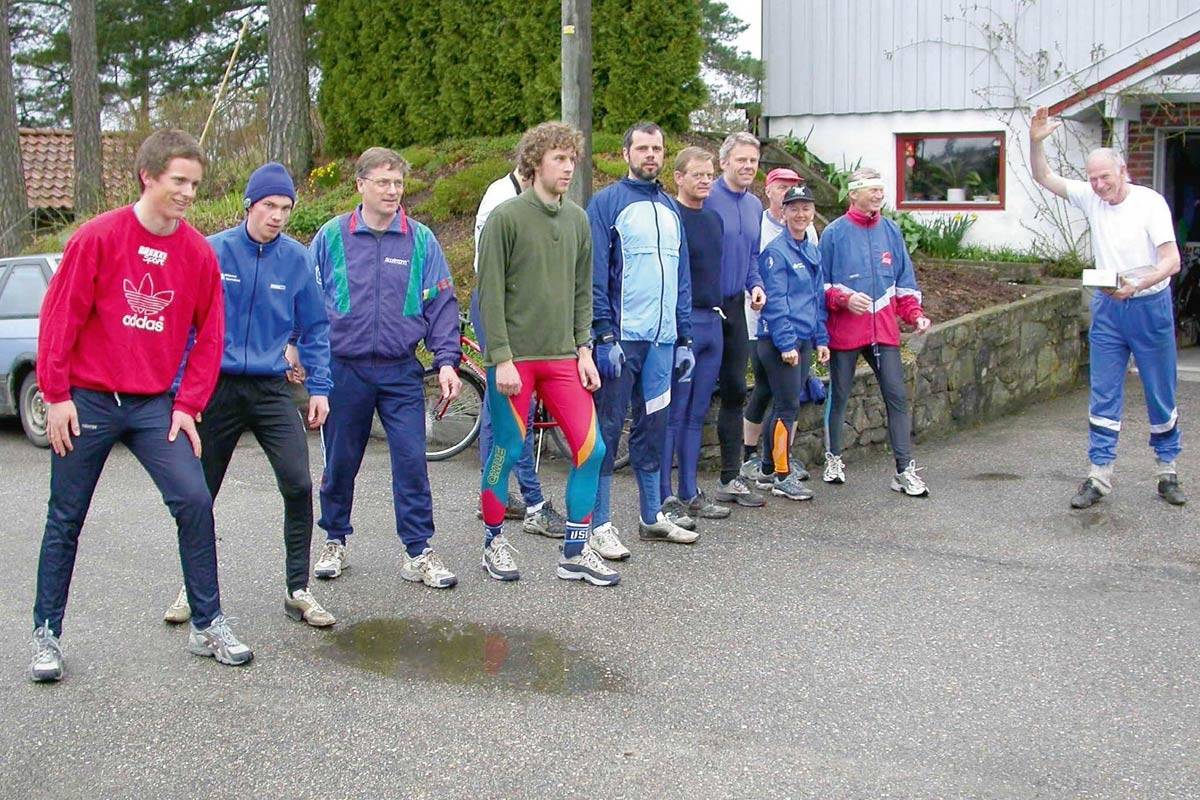 Ivar Skåre er Espe Rundt personlig, og starten går fra hans garasjeport i Birkeland. Foto: Bjørn Vidar Lie/Birkenes-Avisa