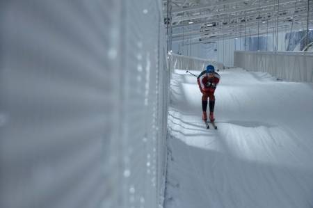 INNE PÅ SNØ: Nå har det blitt mulig å gå inn på ski også i Norge, hele året. Foto: Gunhild Aaslie Soldal