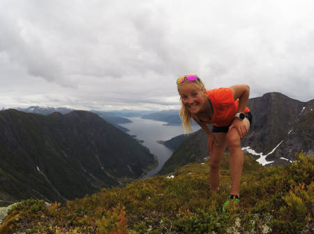 SHERPAHJELP: En nylig preparert sti hjelper på løpeturen opp til Keipen i Balestrand. Foto: Malene Blikken Haukøy