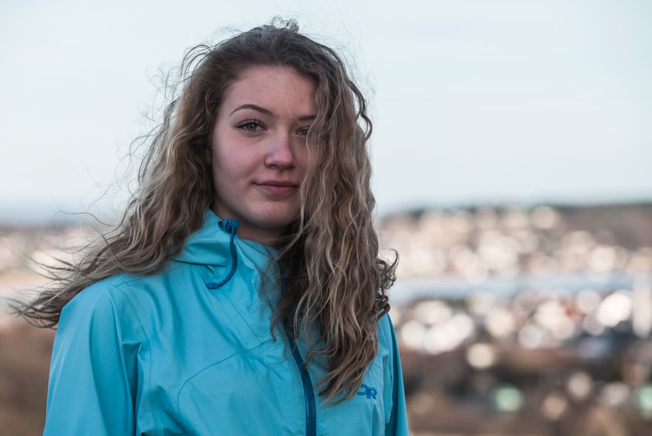SAMLER PÅ FJELLTOPPER: I januar nådde Michelle toppen av Aconcagua, som yngste jente noensinne. Nå er neste mål Denali. Foto: Trond Teigen