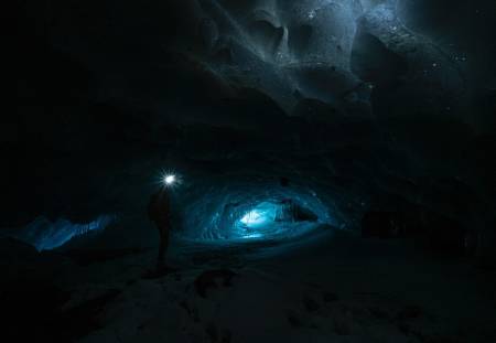 RINGSDALSGROTTA: Isen er død – leve isen. Foto: Vegard Aasen