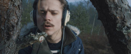 POLYFONATURA: Eirik Havnes presenterer Hjørundfjorden, Senja, Lofoten, Sogndal fra en litt annen vinkel. Dokumumentaren Polyfonatura vises blant annet på Fjellfilmfestivalen på Gjendesheim i september. Foto: Kristian Davik Larssen