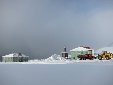 De eldste husene i Barentsburg. Foto: Vegard Aasland Nymoen