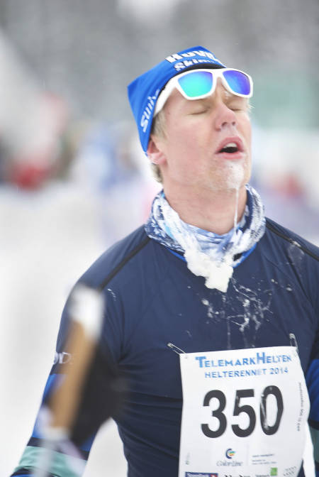 Surt å tape spurten etter 42 km i tet
