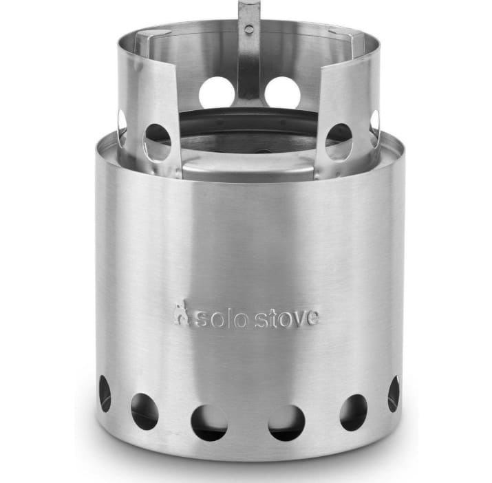 SOLOSTOVE MINI: Små bål er bål det også. Solostove Mini er en enkel og smart konstruksjon hvor du fyrer med pinner og kvist.