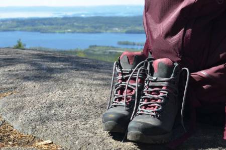 STØDIGE FJELLSKO: Når du kjøper et par fjellsko, er det som regel med ønske om å ha dem en stund. Foto: Sandra L. Wangberg