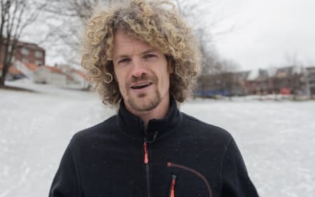 CAND PULK: I åttende og siste episode av Fjellskiskolen har vi fått den eventylystne Aleksander Gamme til snakke om pulk. Bilde: Marcus Schultz